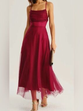RIHOAS Burgundy Spaghetti-Strap Maxi Dress